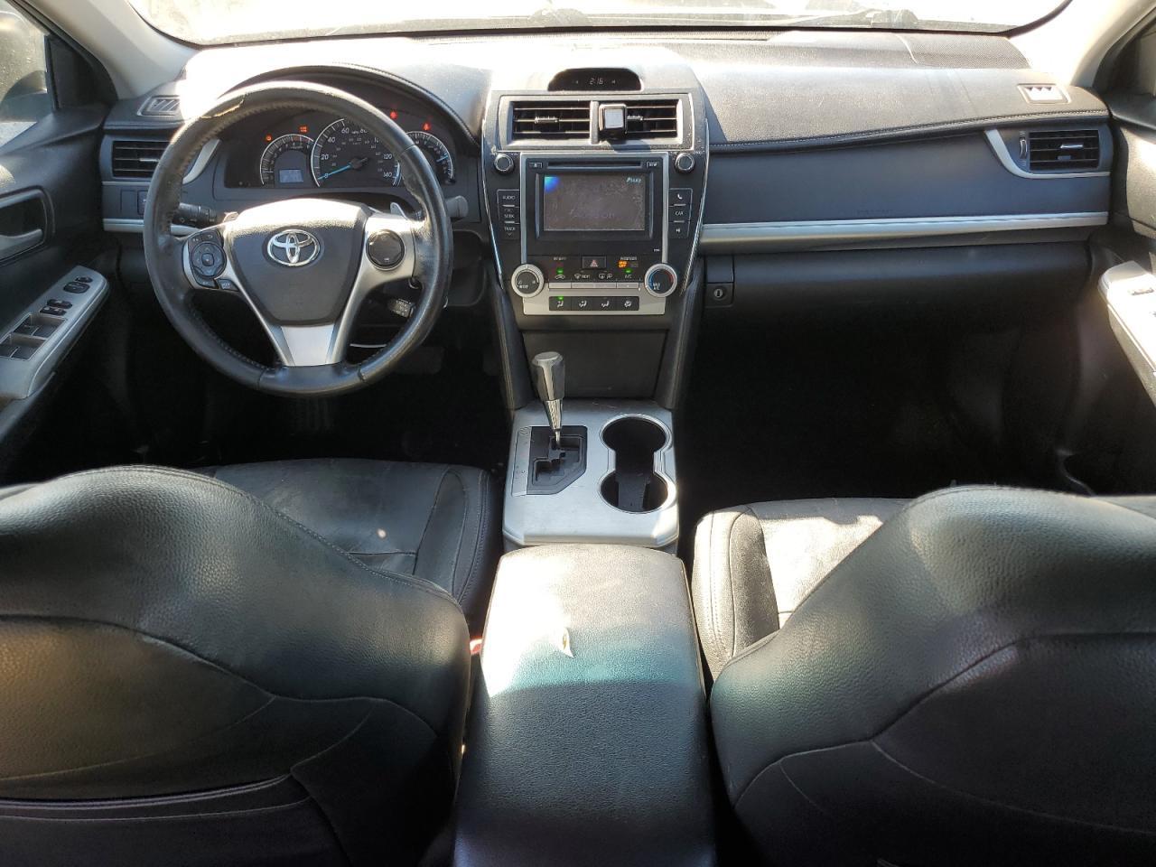 2014 TOYOTA CAMRY