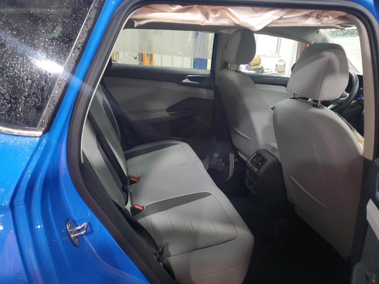 2024 VOLKSWAGEN Taos