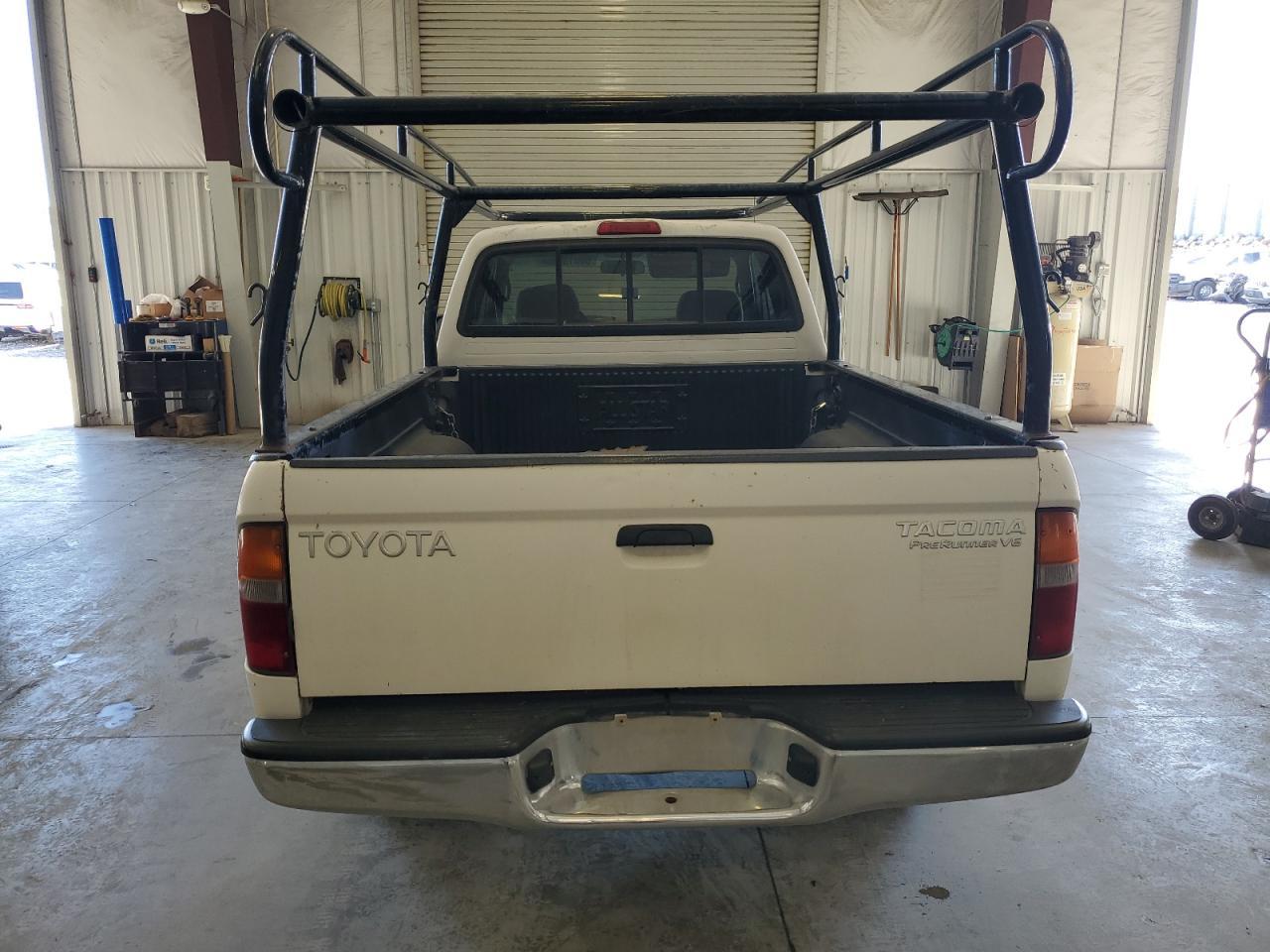 2000 TOYOTA TACOMA