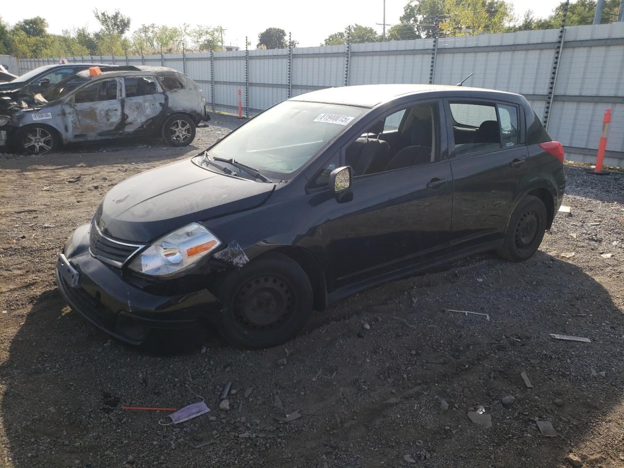 2010 NISSAN VERSA