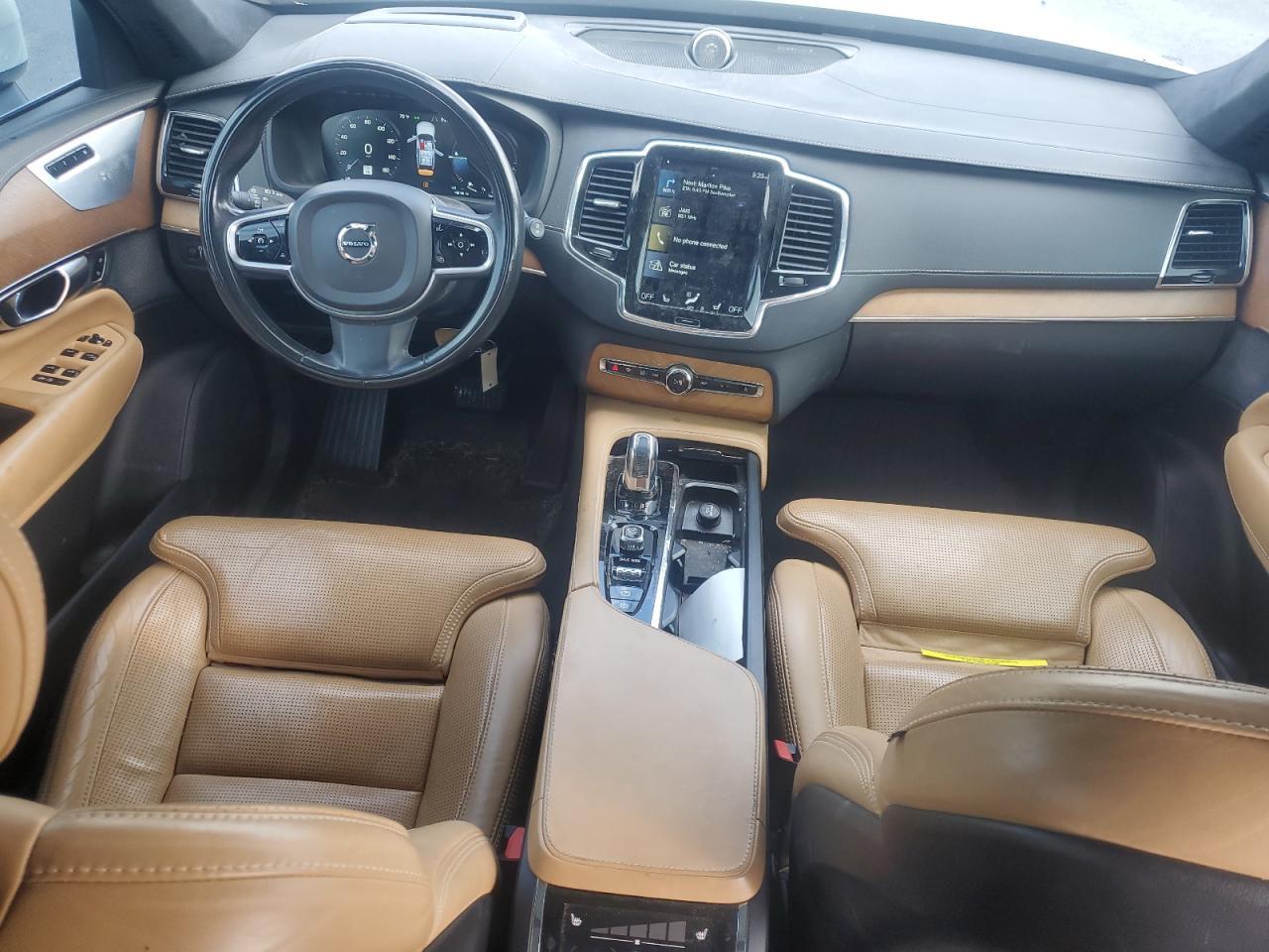 2018 VOLVO XC90