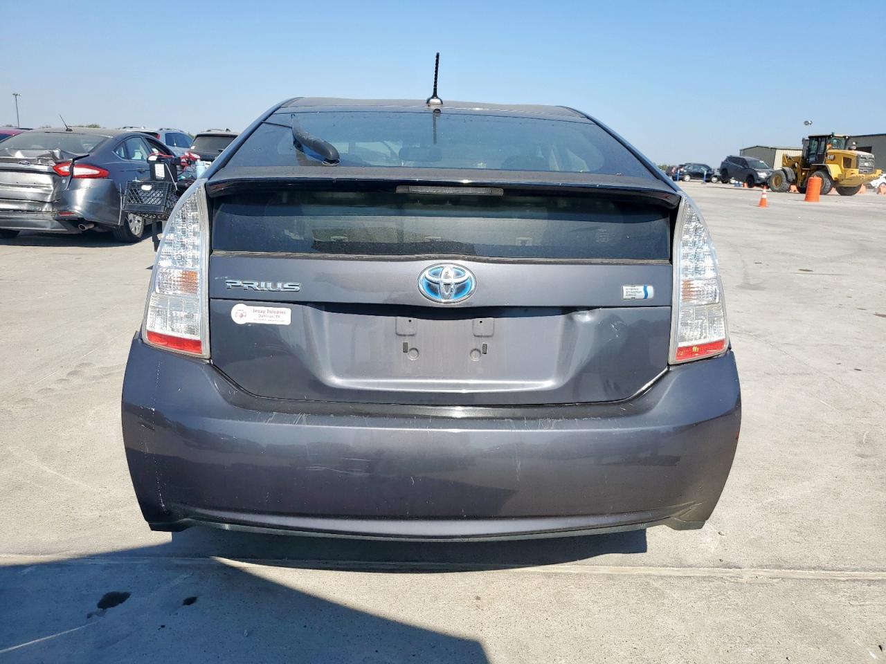 2011 TOYOTA PRIUS