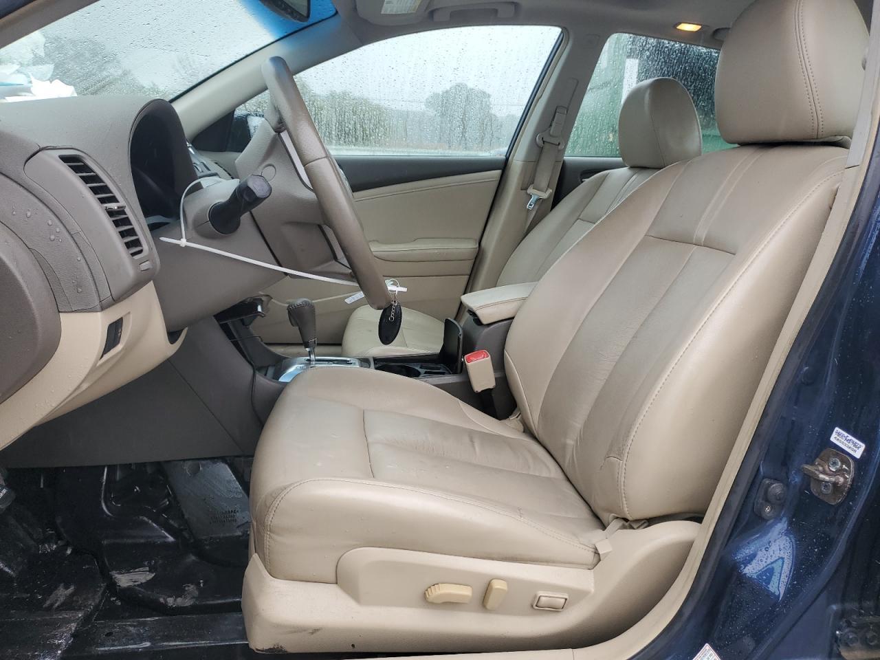 2010 NISSAN ALTIMA