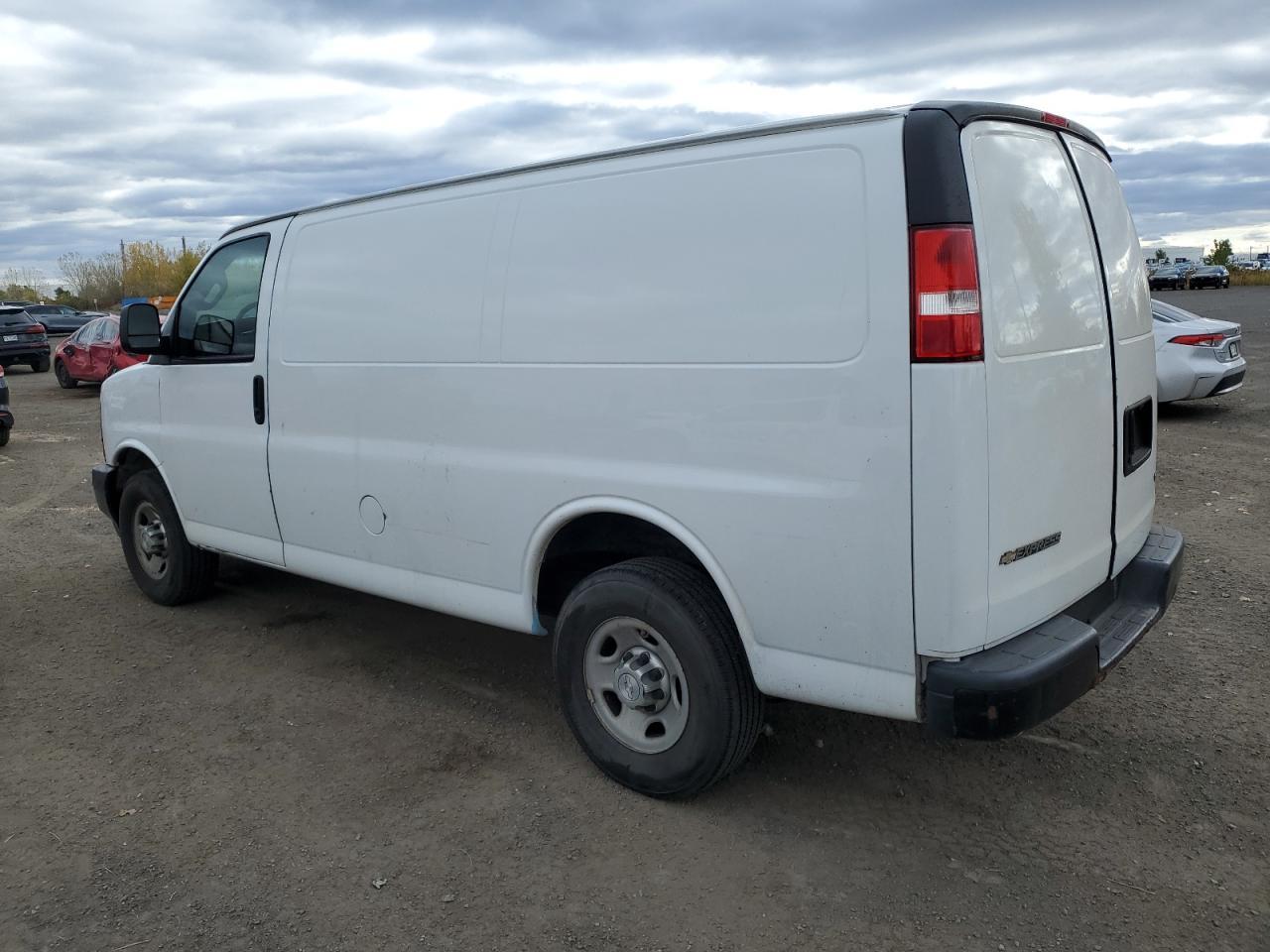 2017 CHEVROLET EXPRESS 2500