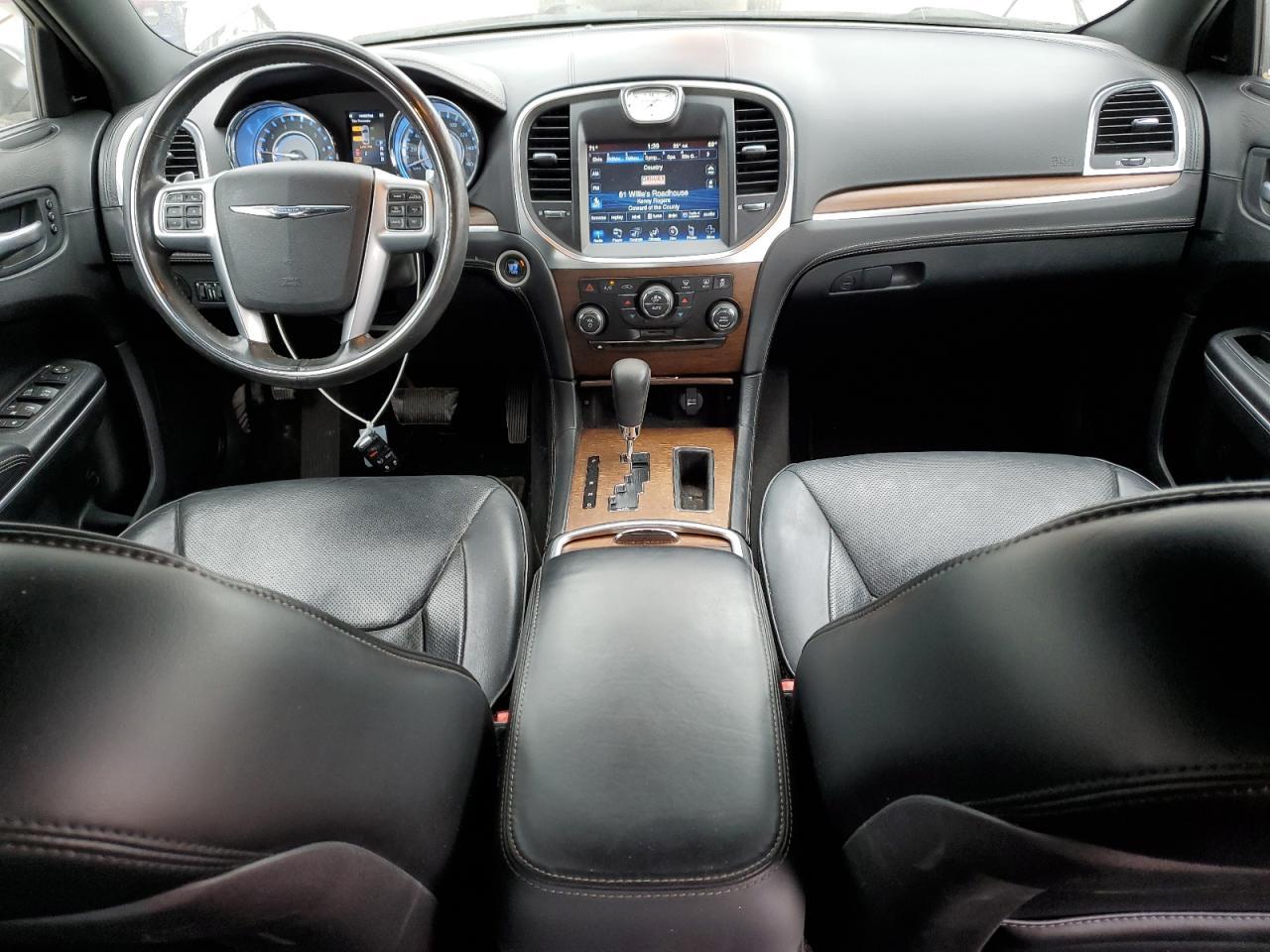 2012 CHRYSLER 300