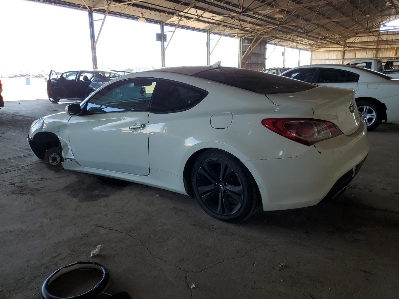 2010 HYUNDAI GENESIS