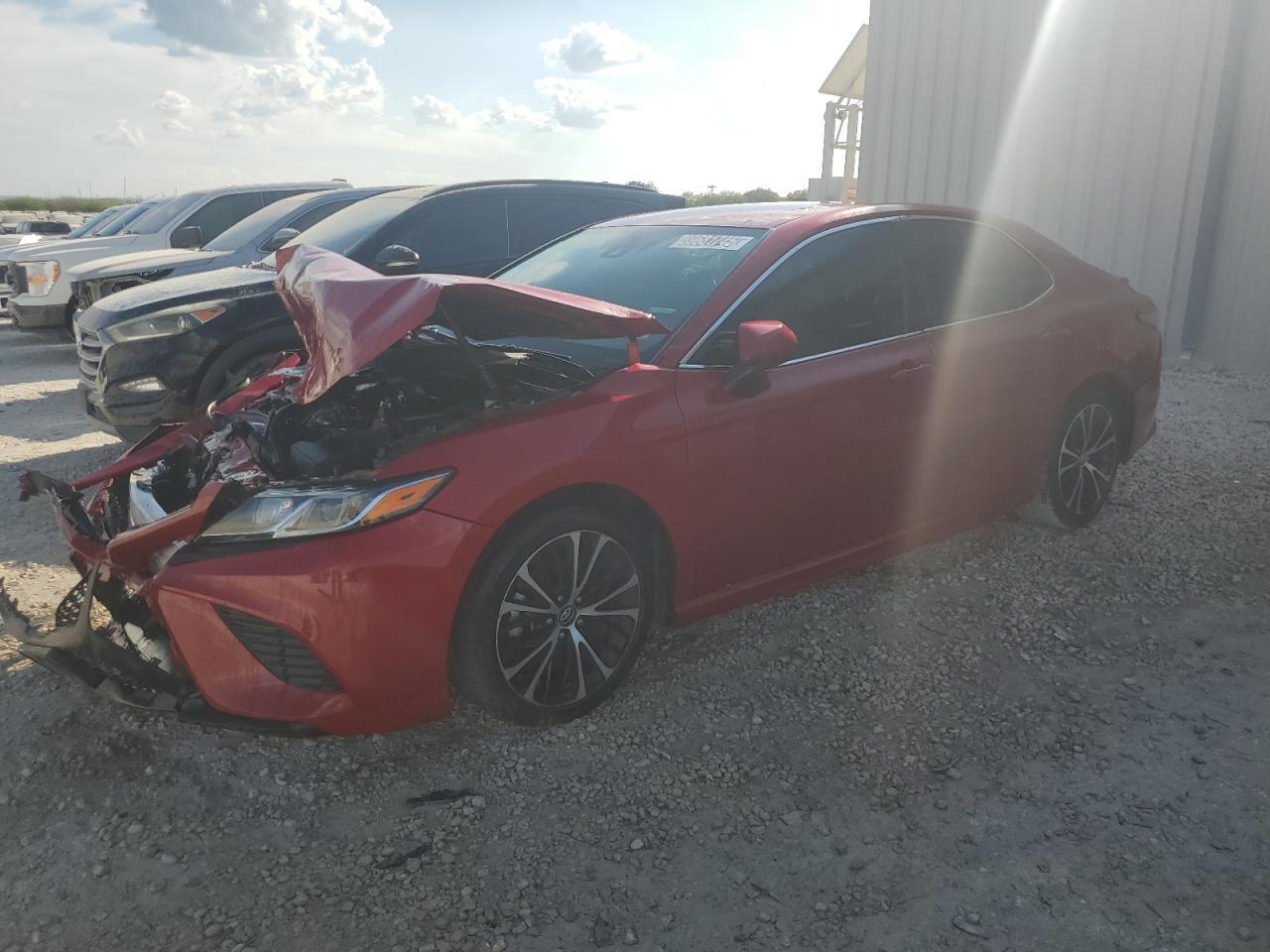 2019 TOYOTA CAMRY