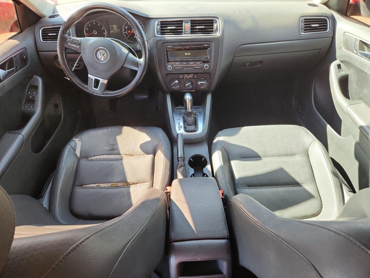 2012 VOLKSWAGEN JETTA