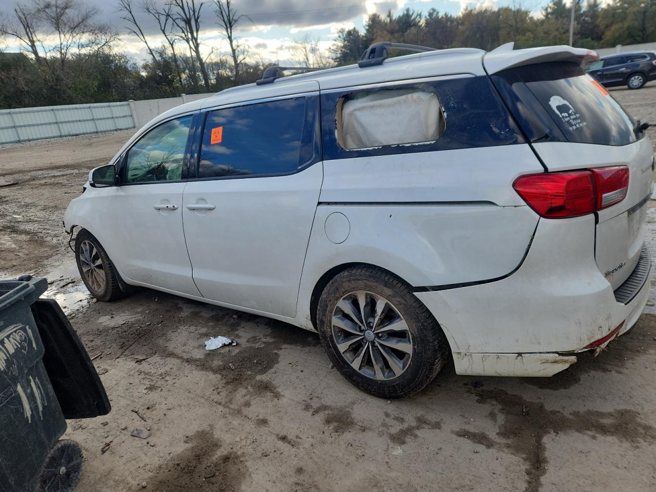 2016 KIA SEDONA