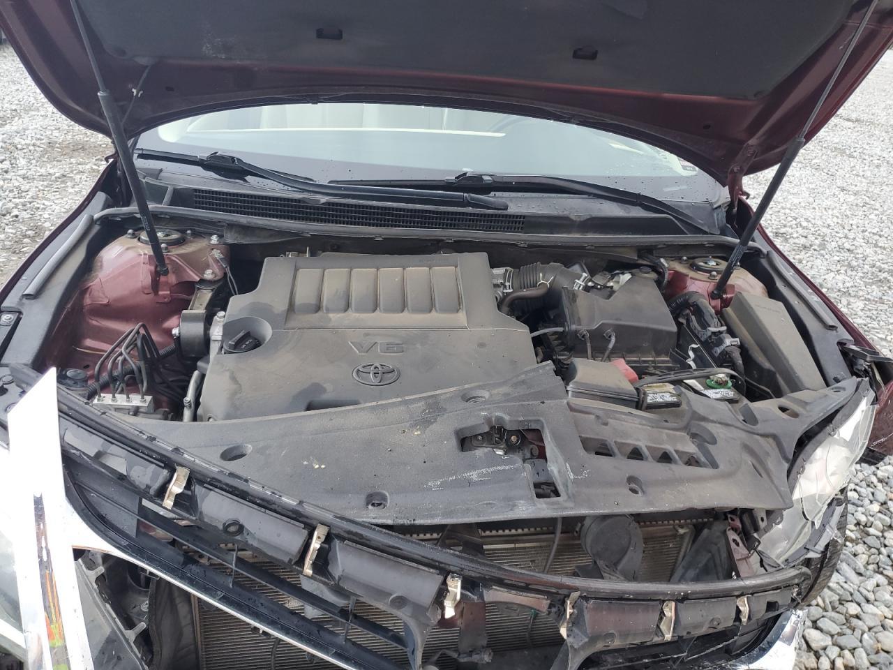 2013 TOYOTA Avalon