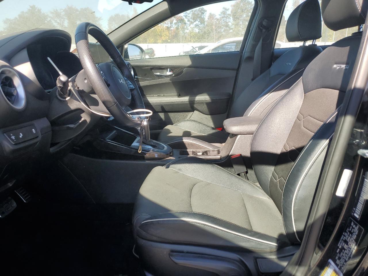 2023 KIA FORTE