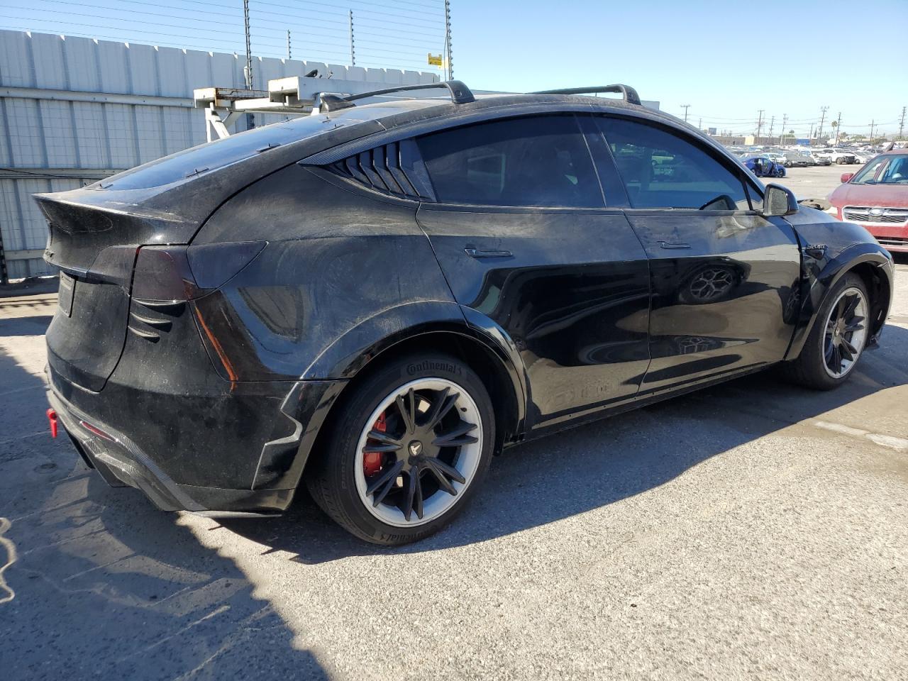 2024 TESLA MODEL Y