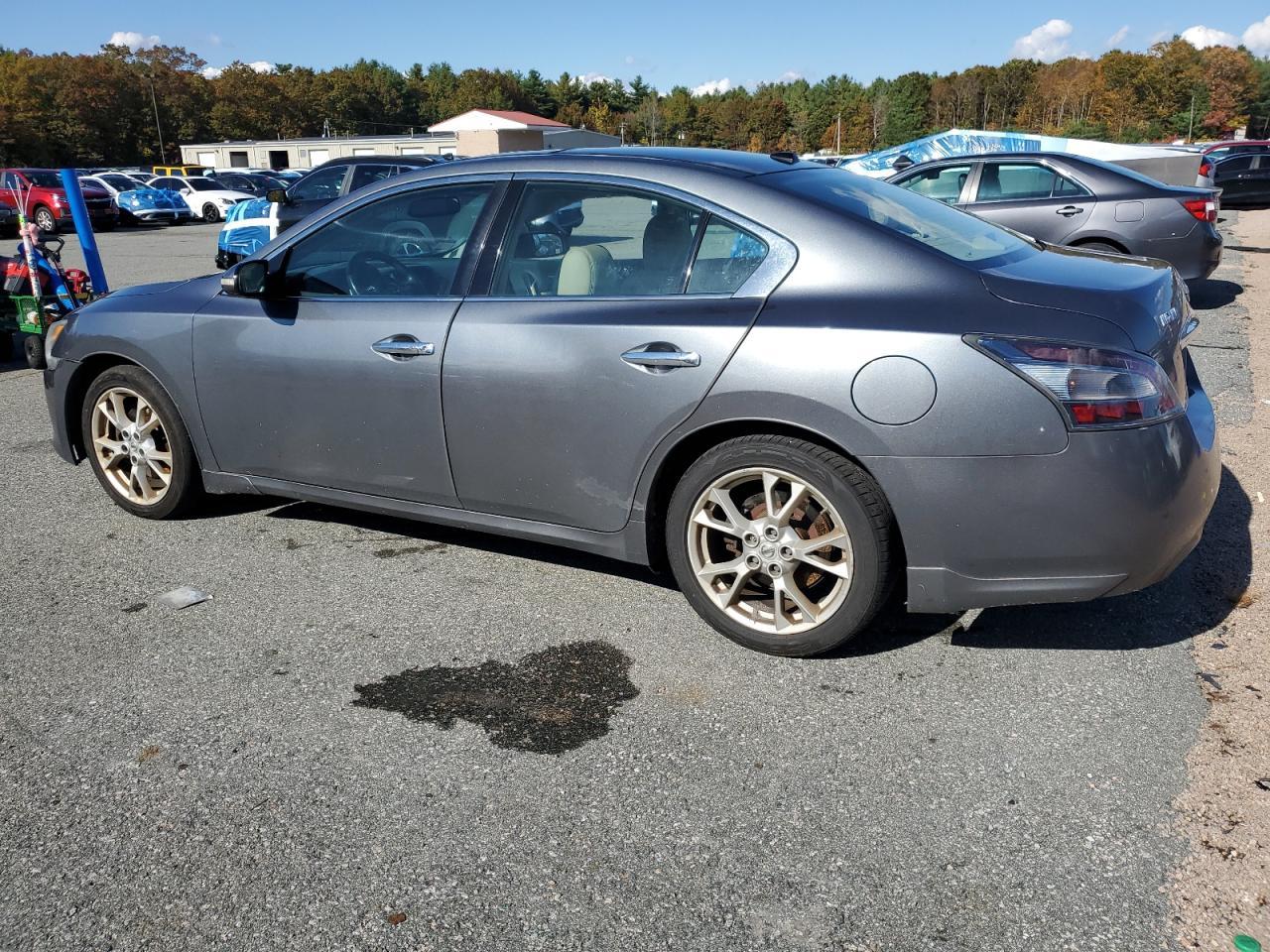 2014 NISSAN Maxima