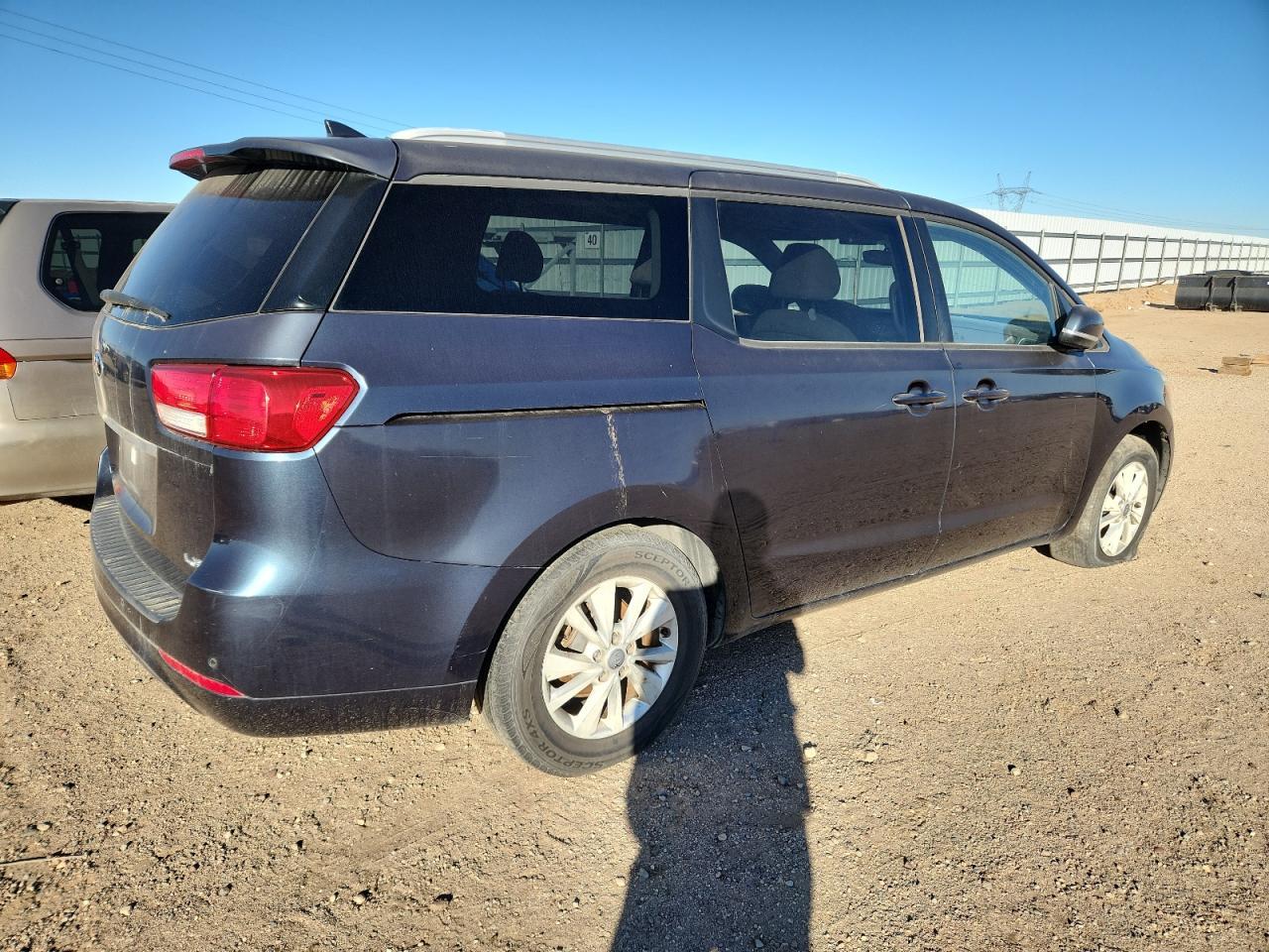 2015 KIA SEDONA