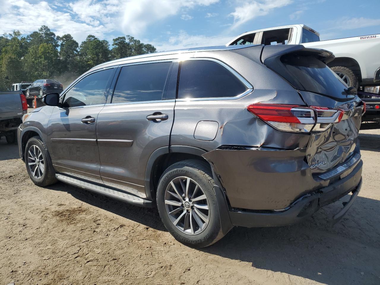 2018 TOYOTA HIGHLANDER