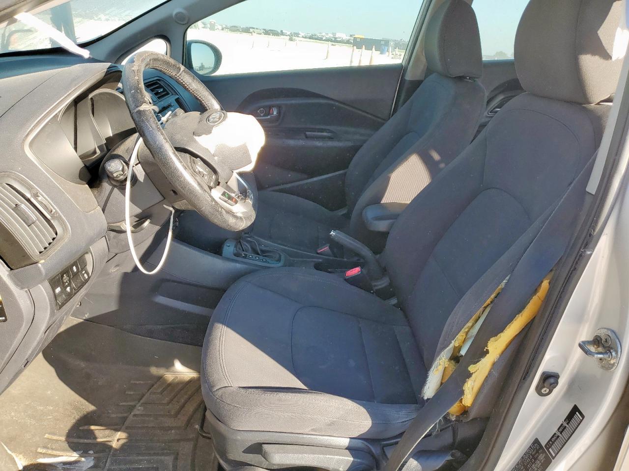 2013 KIA RIO