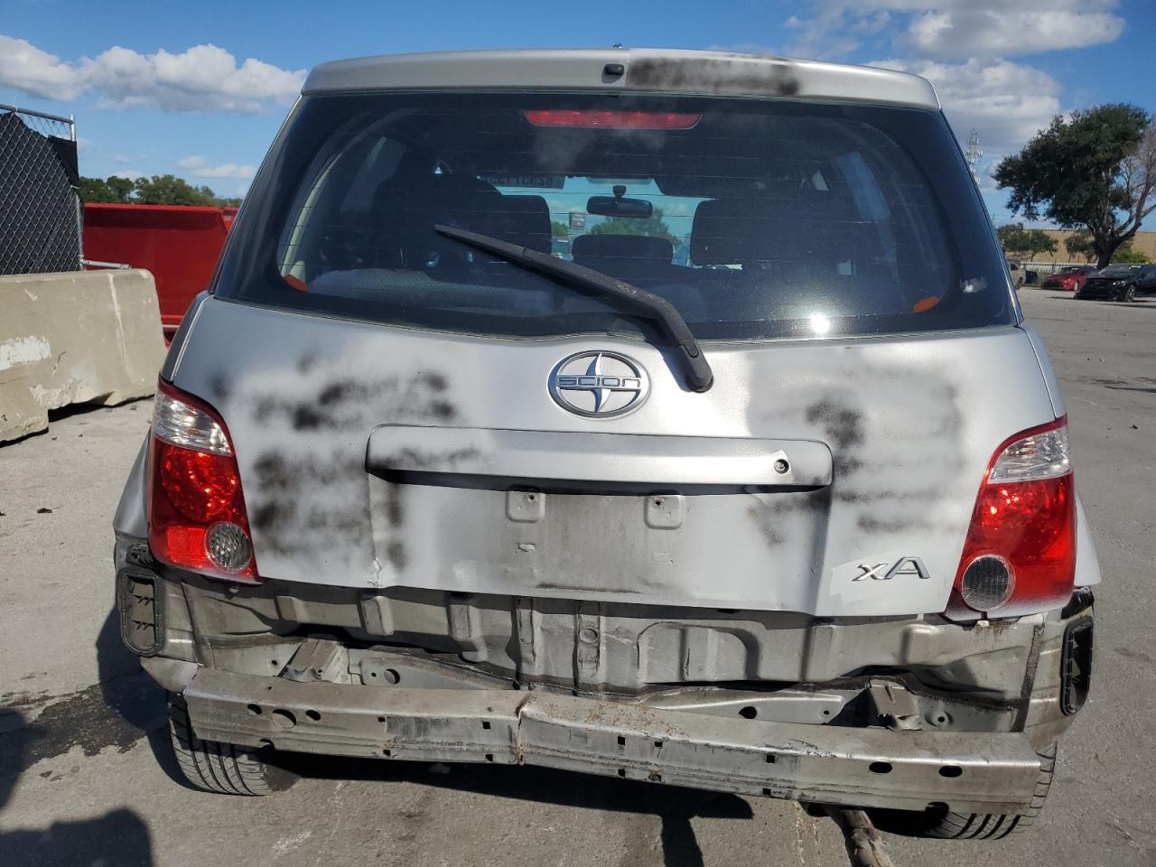 2006 TOYOTA SCION