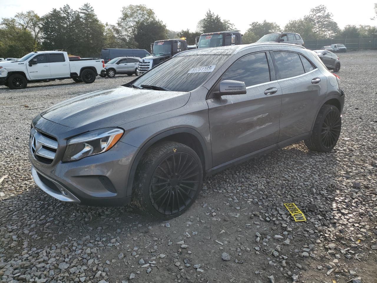 2016 MERCEDES-BENZ GLA-Class
