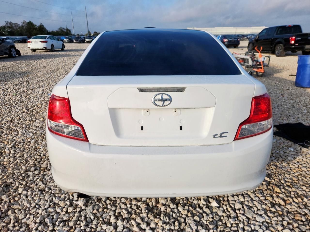 2012 TOYOTA SCION
