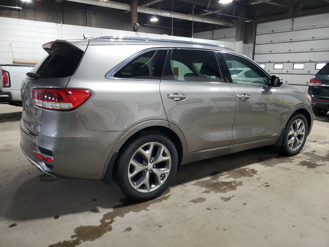 2016 KIA SORENTO