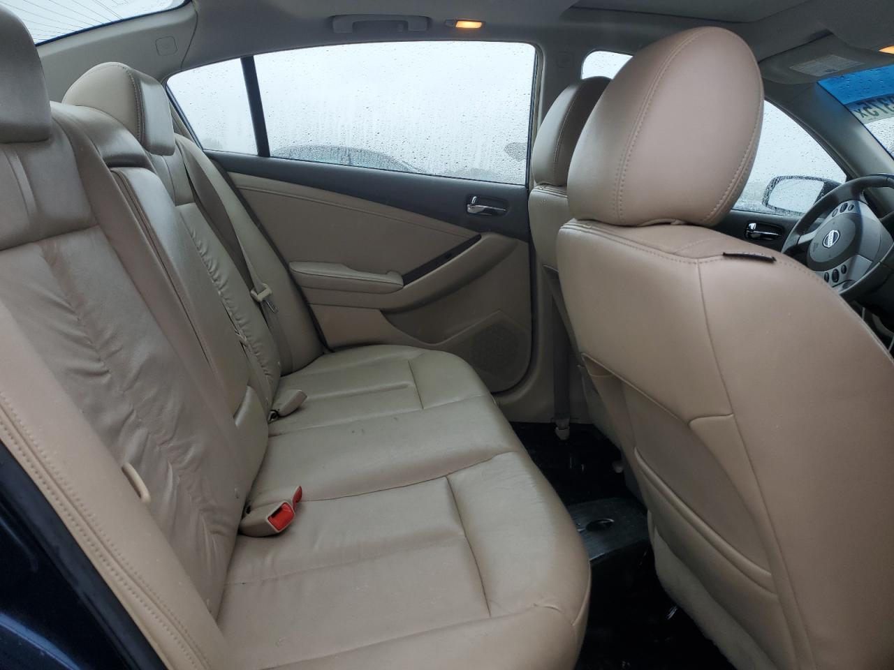2010 NISSAN ALTIMA