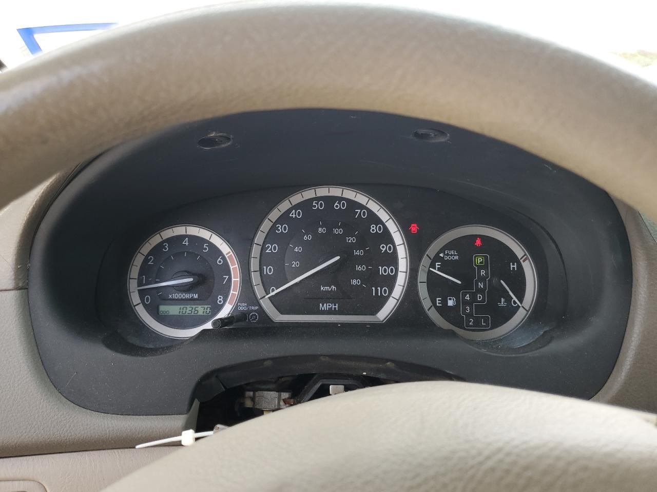 2004 TOYOTA SIENNA