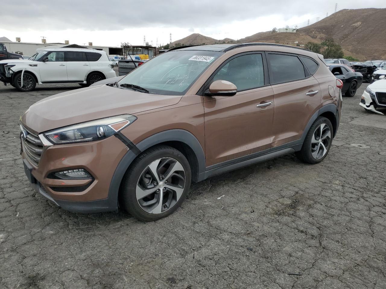 2016 HYUNDAI TUCSON