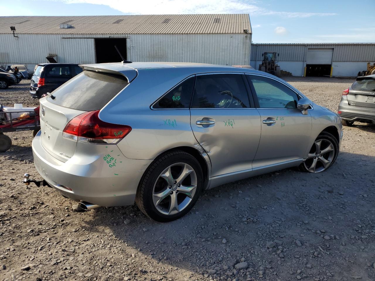 2015 TOYOTA VENZA