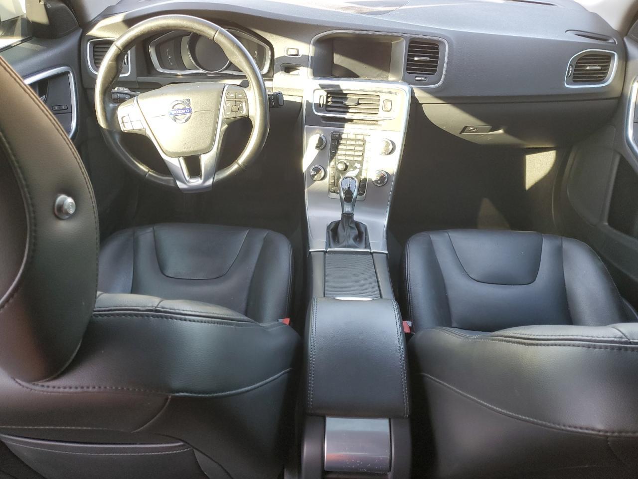 2018 VOLVO S60