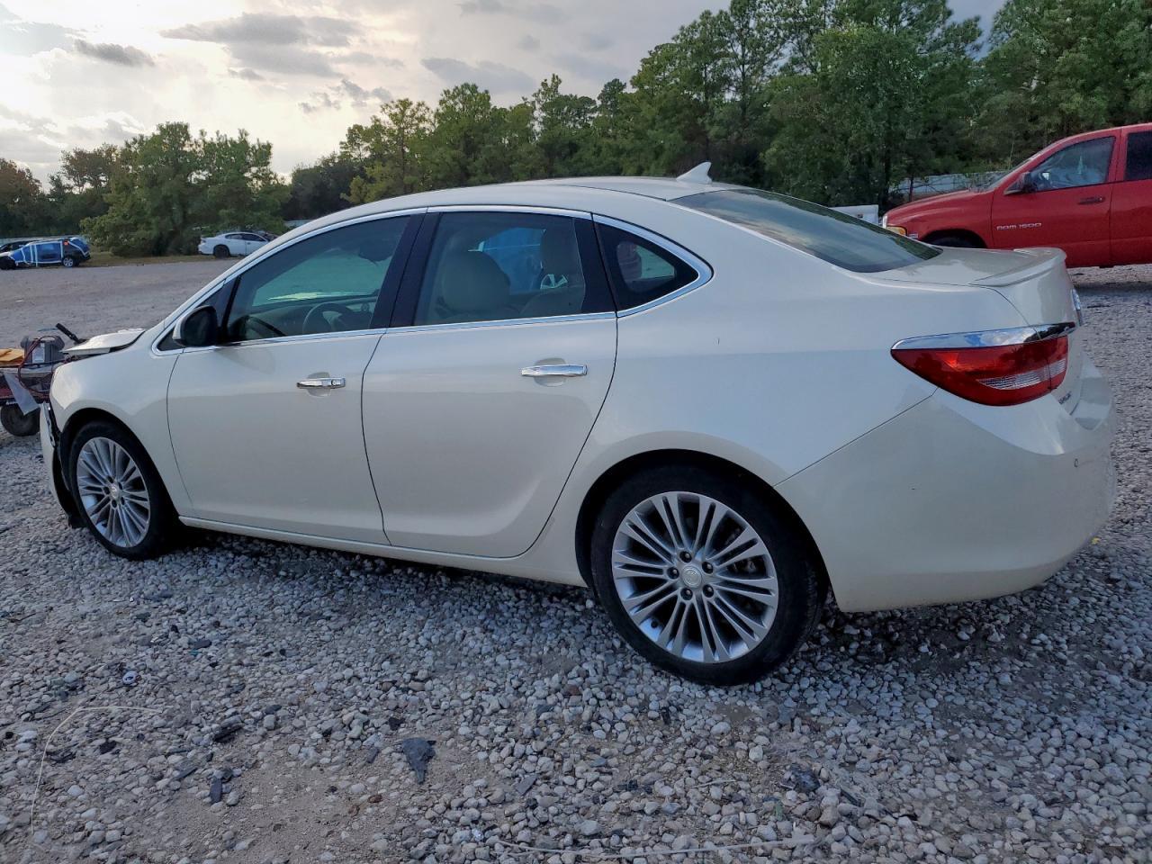 2012 BUICK VERANO