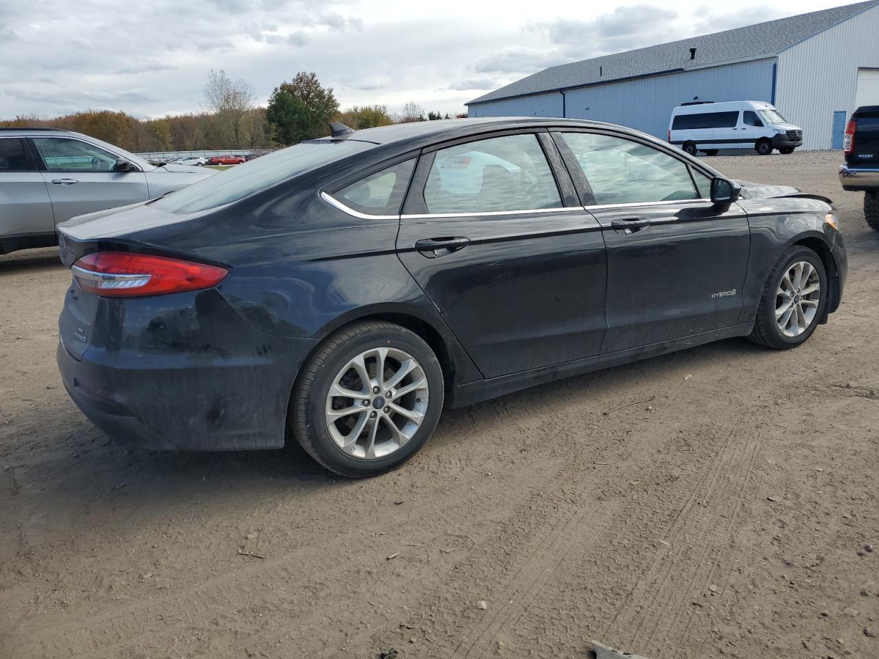 2019 FORD FUSION