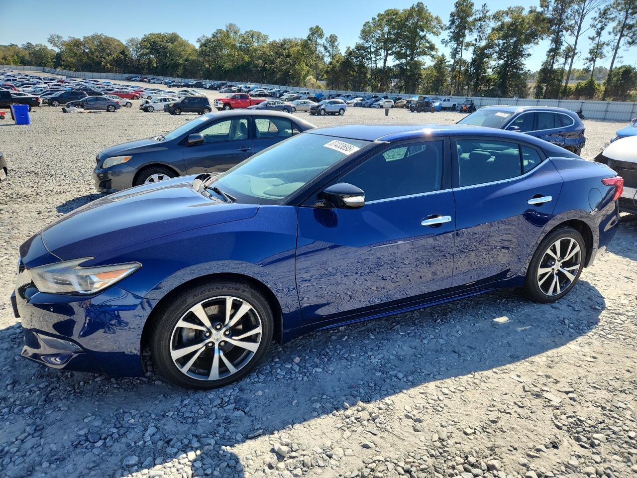 2017 NISSAN Maxima