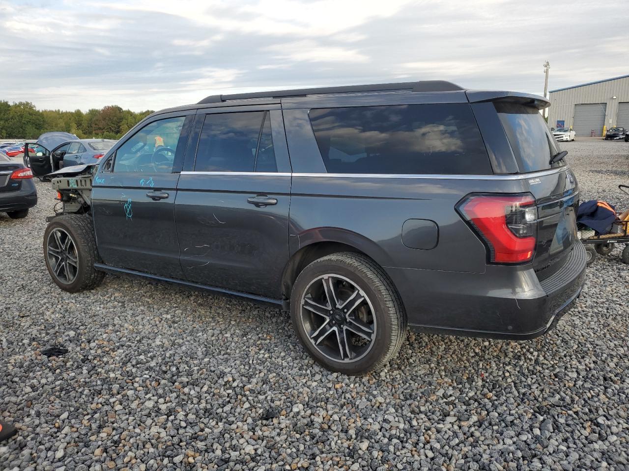 2019 FORD Expedition