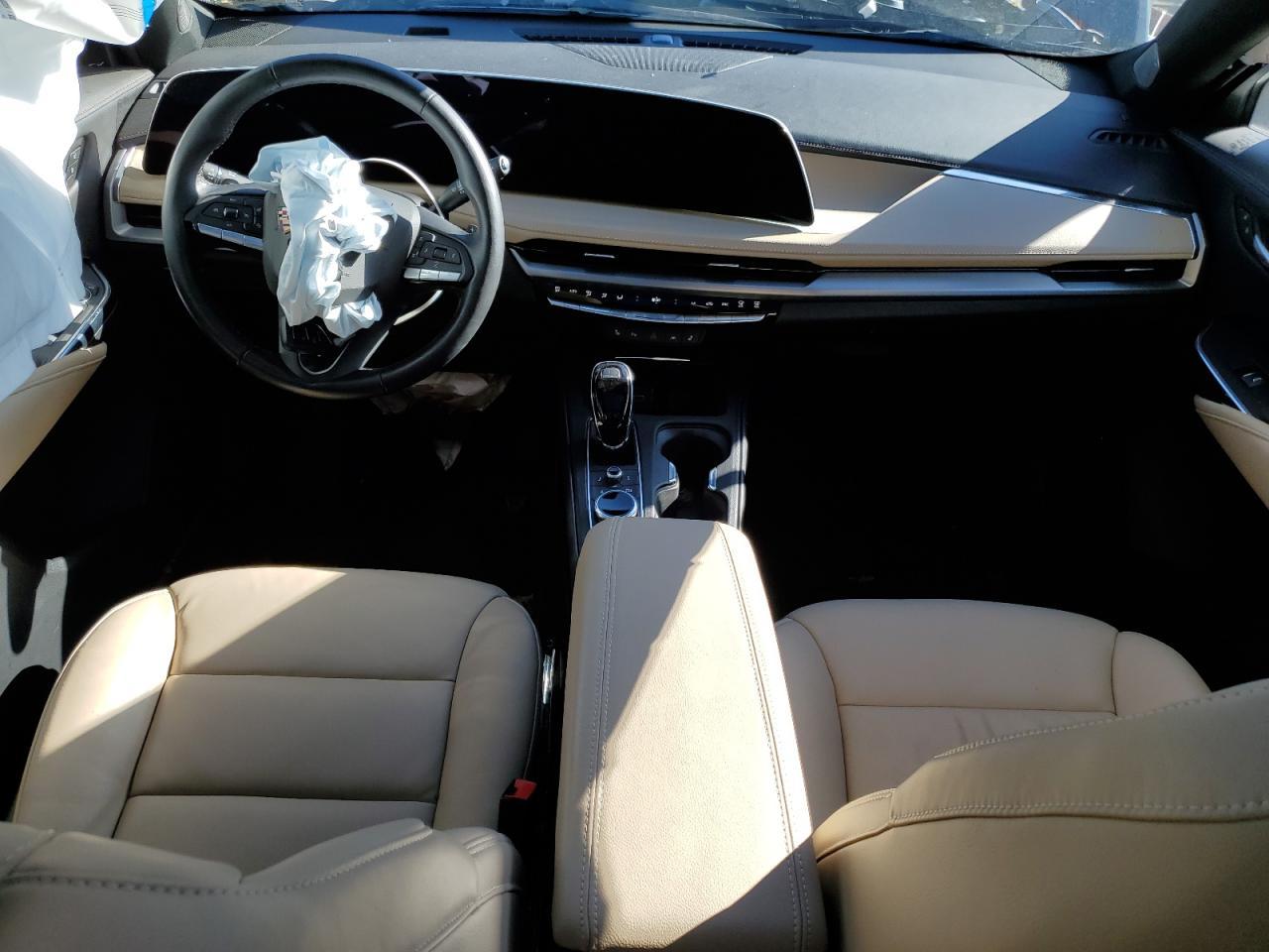 2024 CADILLAC XT4