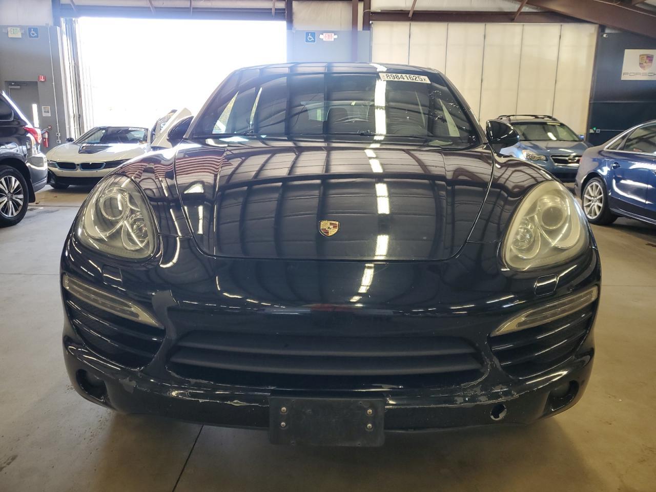 2011 PORSCHE CAYENNE