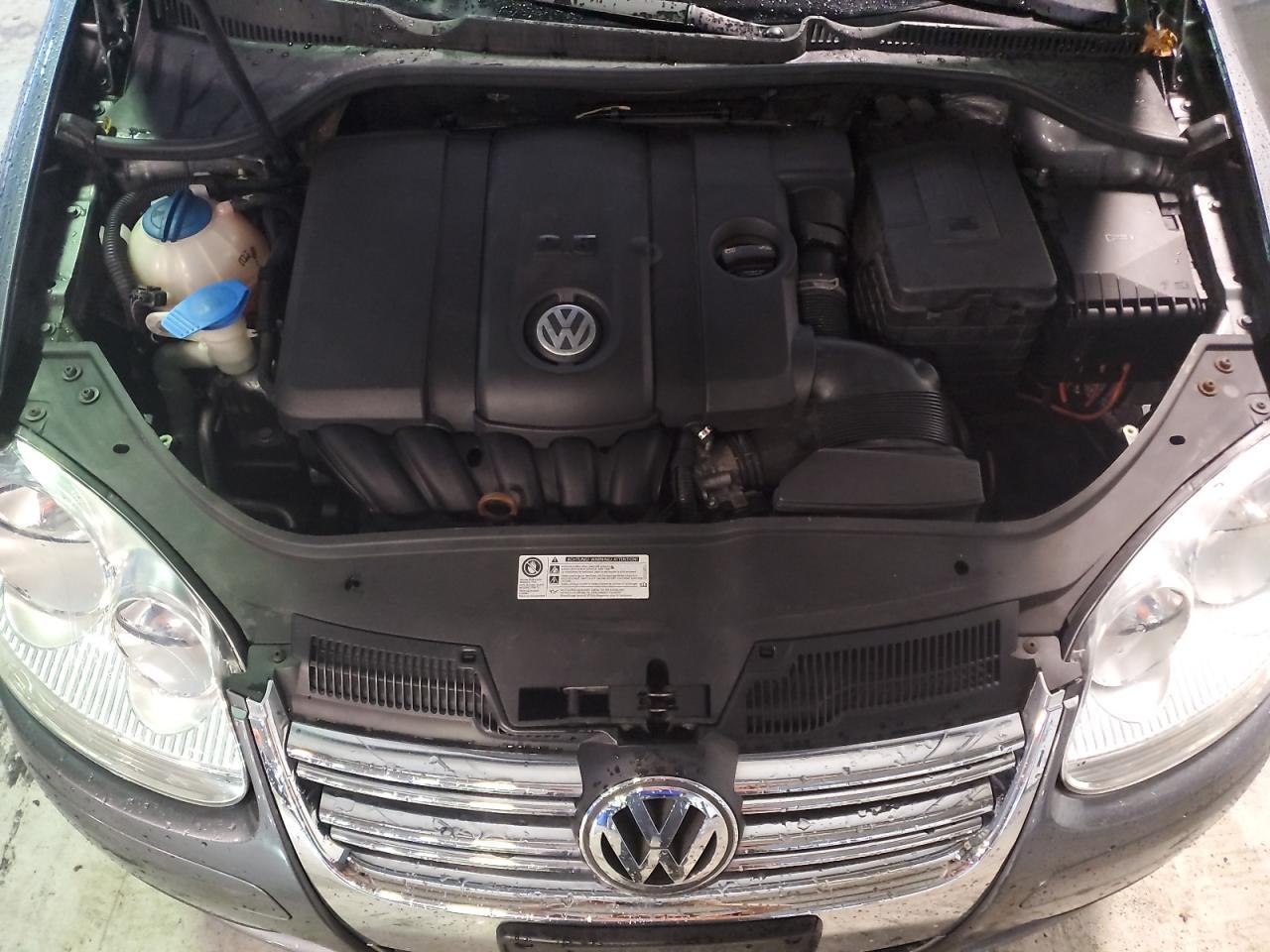 2010 VOLKSWAGEN JETTA