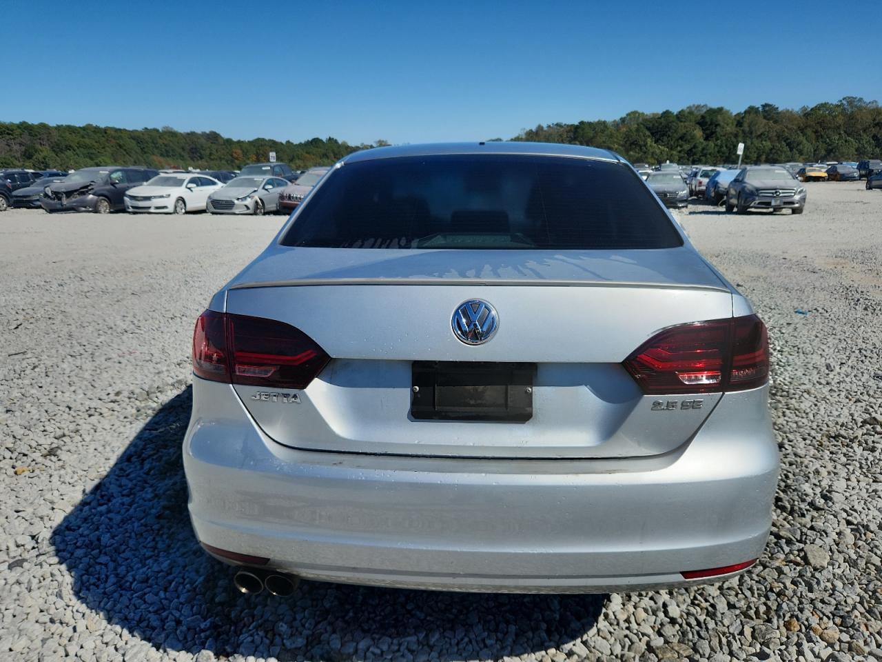 2011 VOLKSWAGEN JETTA
