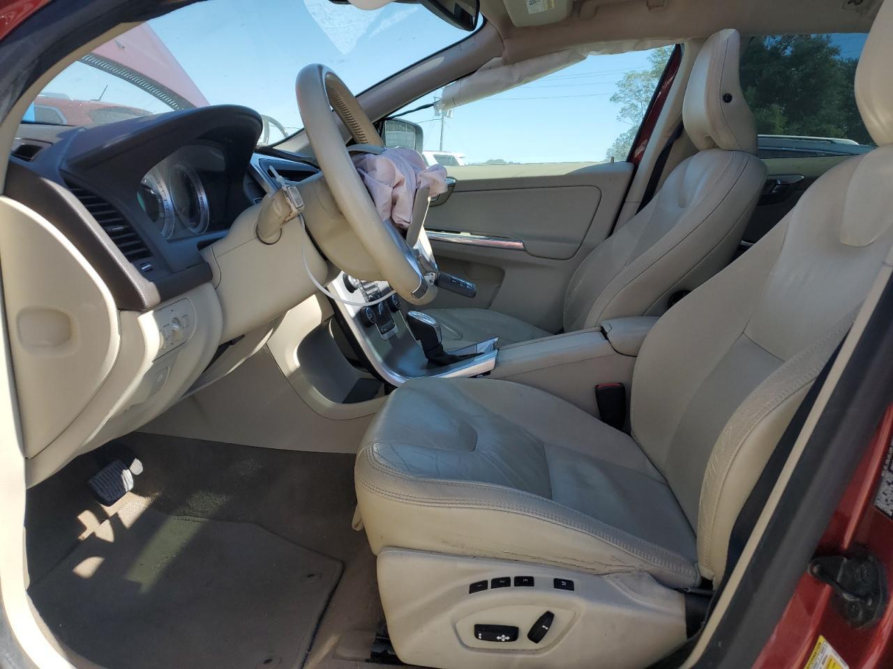 2013 VOLVO XC60