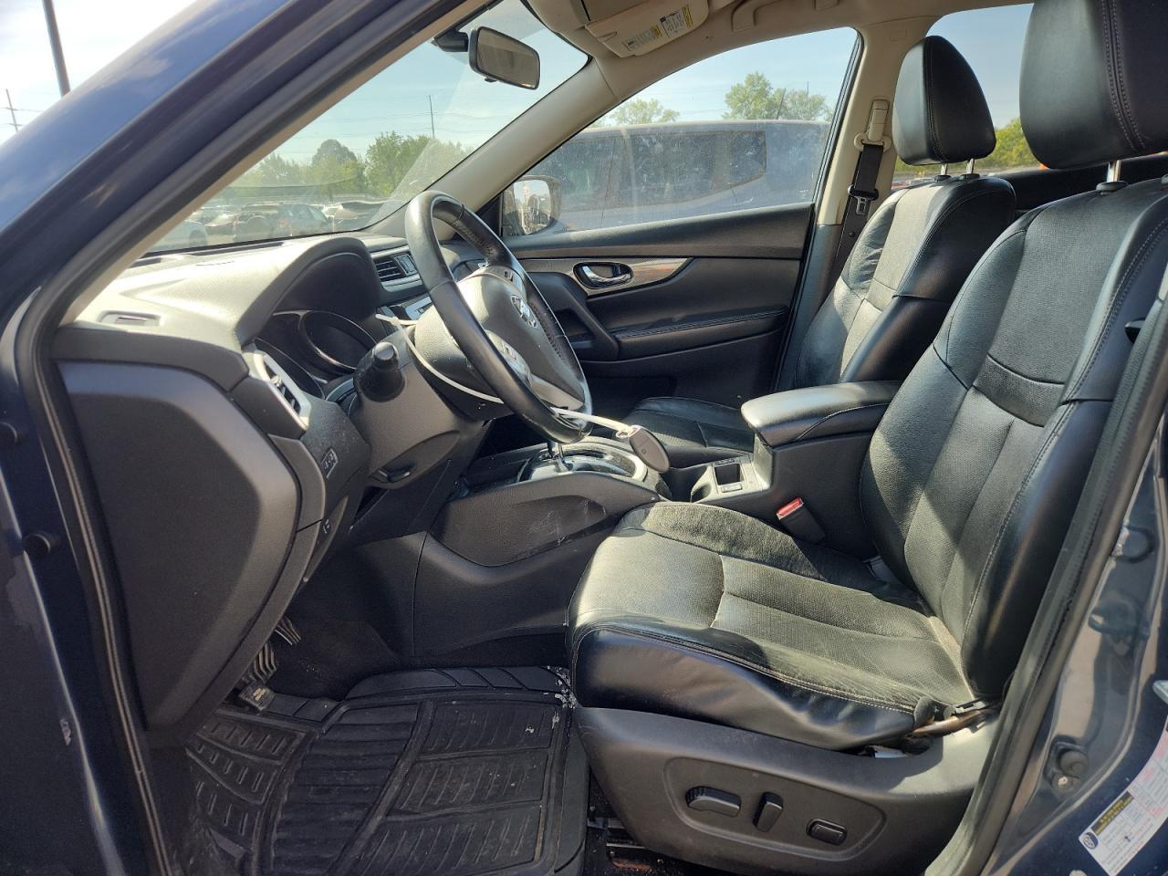2016 NISSAN ROGUE