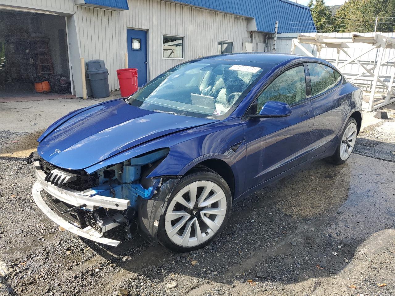 2022 TESLA MODEL 3