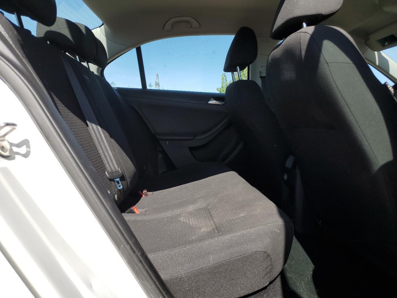 2016 VOLKSWAGEN JETTA