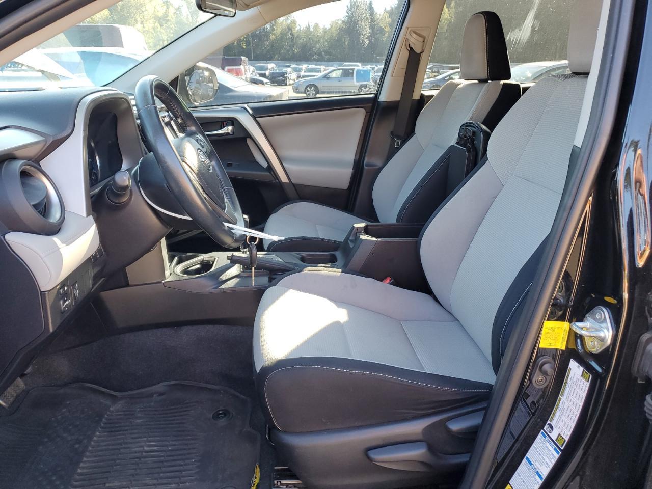 2016 TOYOTA RAV4