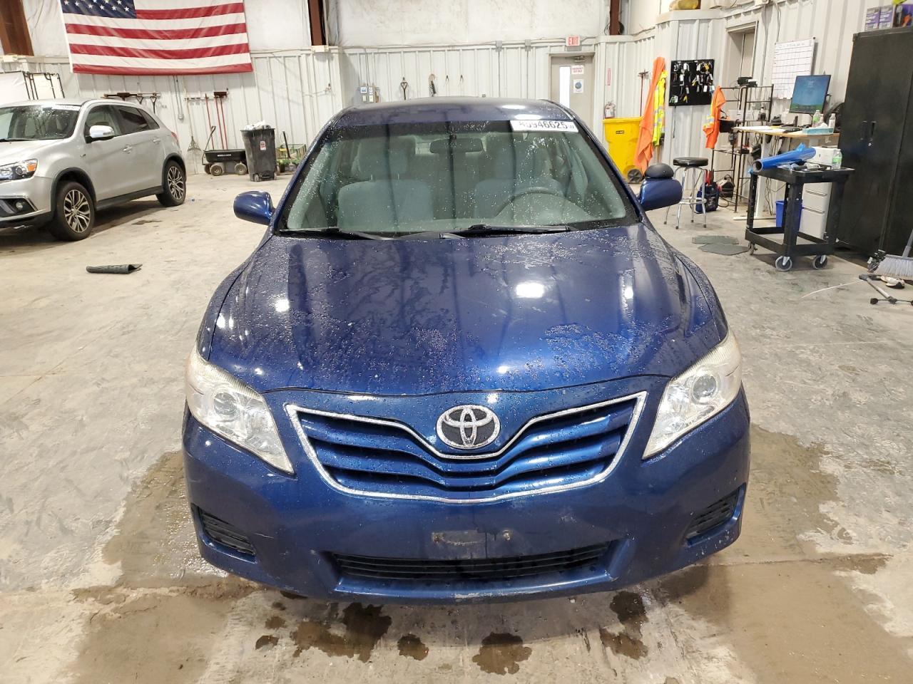 2011 TOYOTA CAMRY