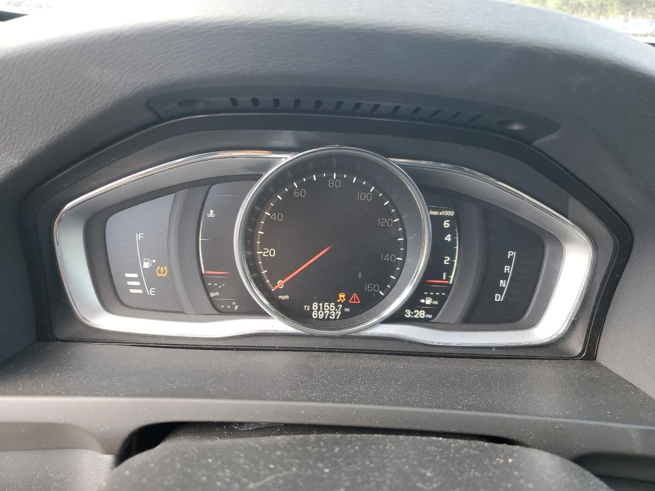 2017 VOLVO S60