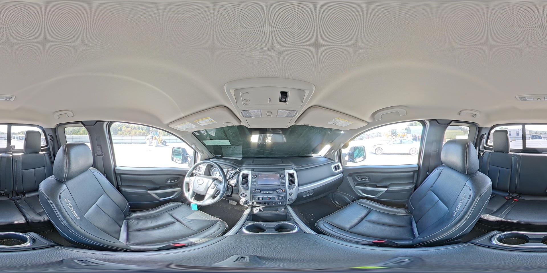 2017 NISSAN Titan
