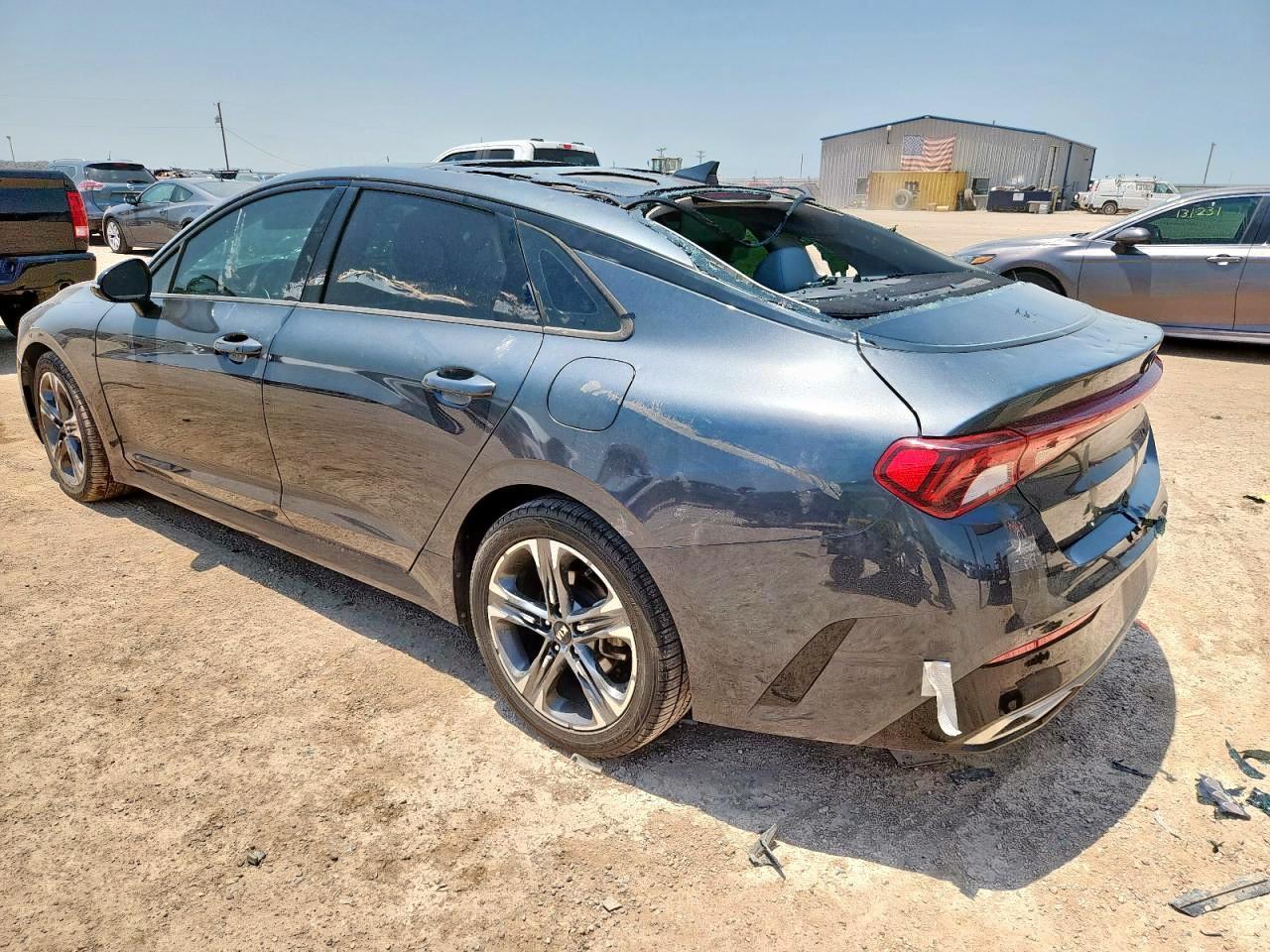 2021 KIA K5
