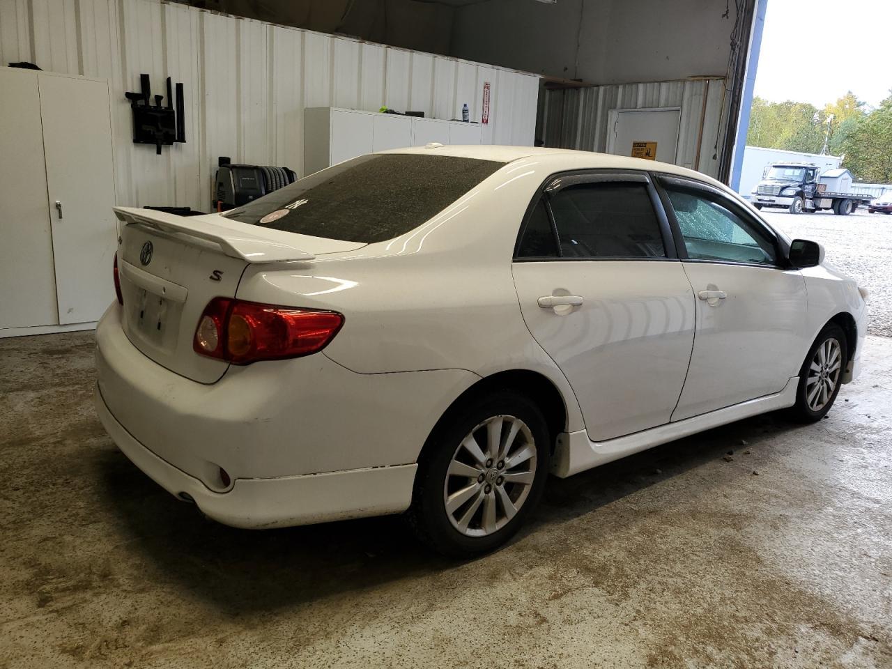 2010 TOYOTA COROLLA