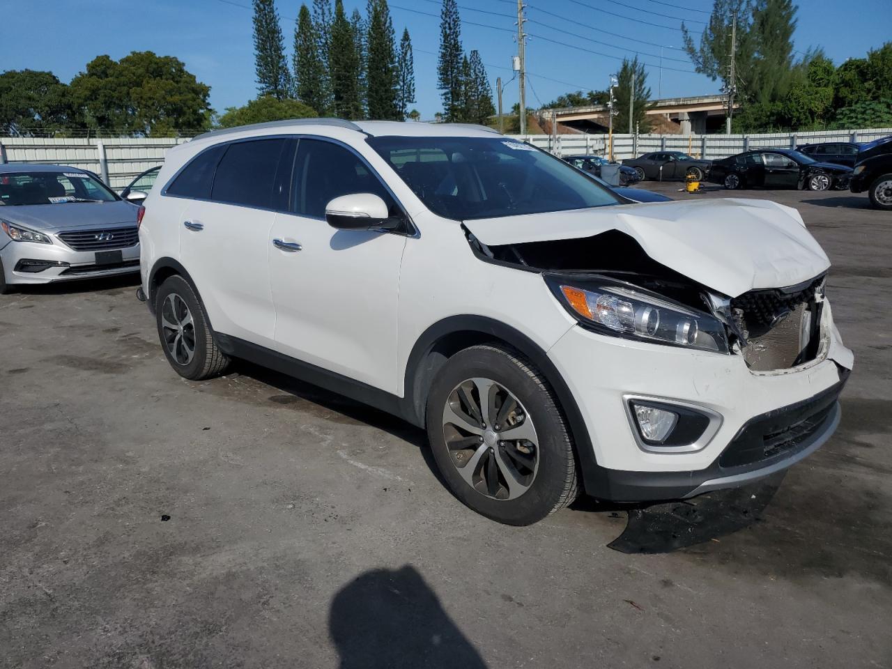 2017 KIA SORENTO