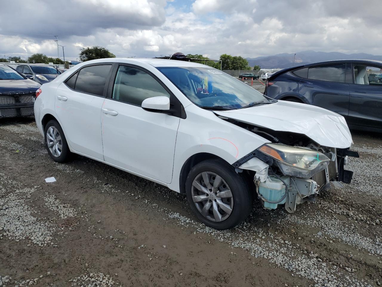 2016 TOYOTA COROLLA