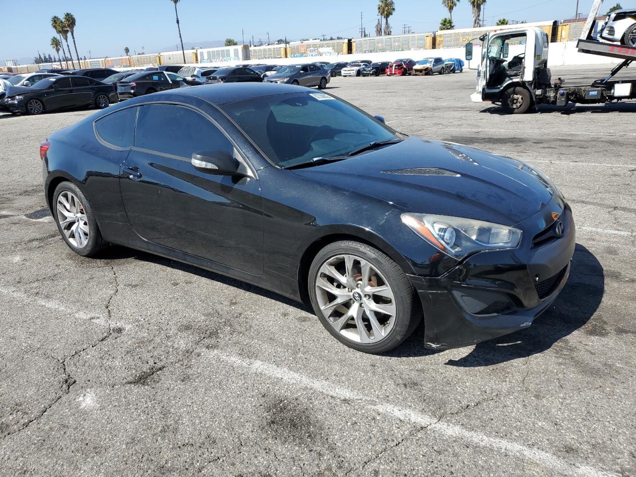 2013 HYUNDAI GENESIS